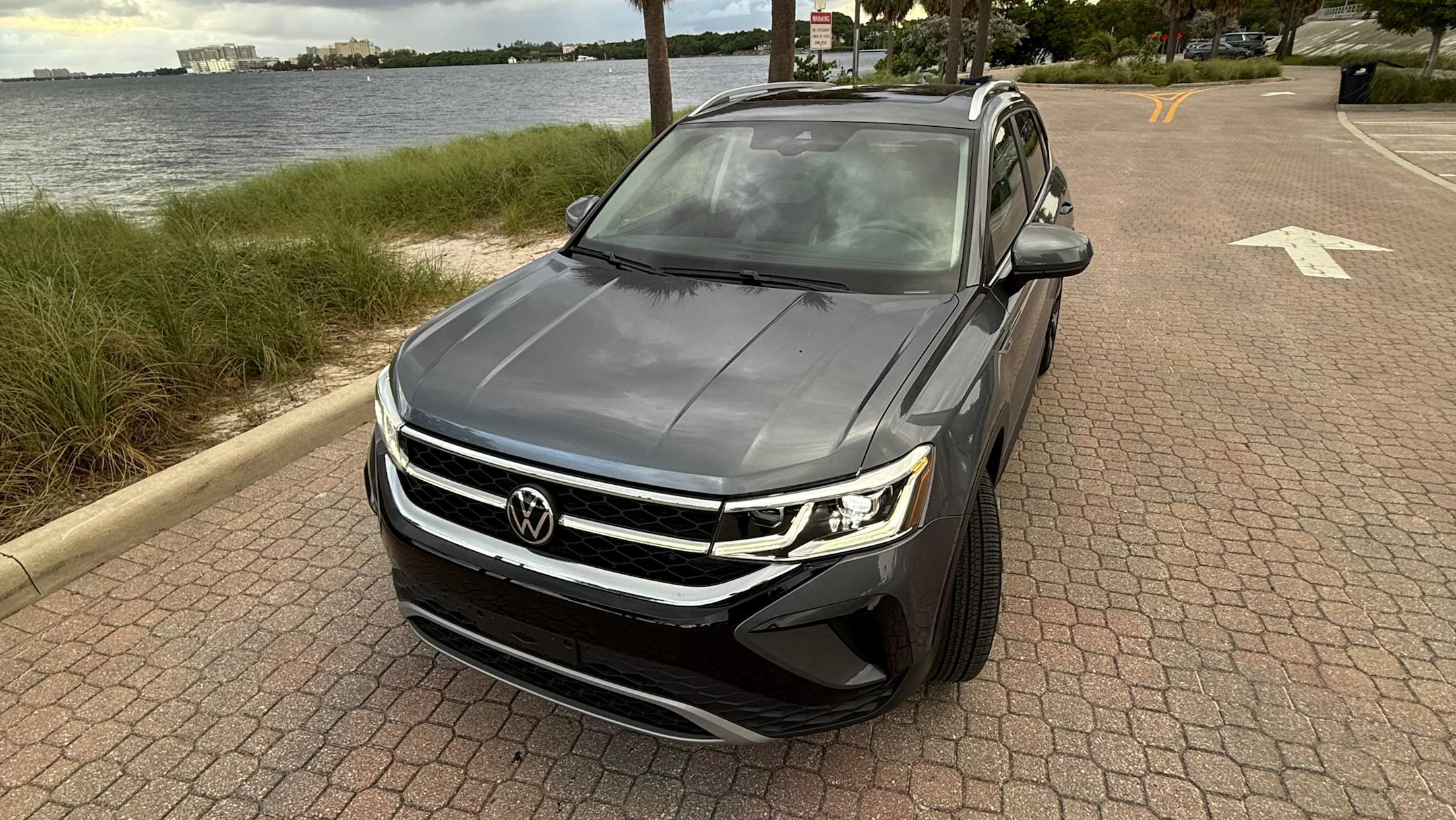 Volkswagen Taos 2022 in Miami, FL