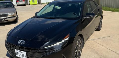 Hyundai Elantra 2023