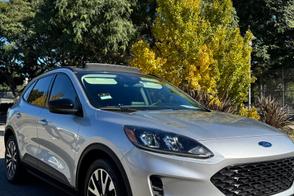 Catégorie de véhicule : Ford Escape