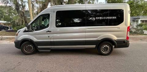 Ford Transit-350 Wagon 2020