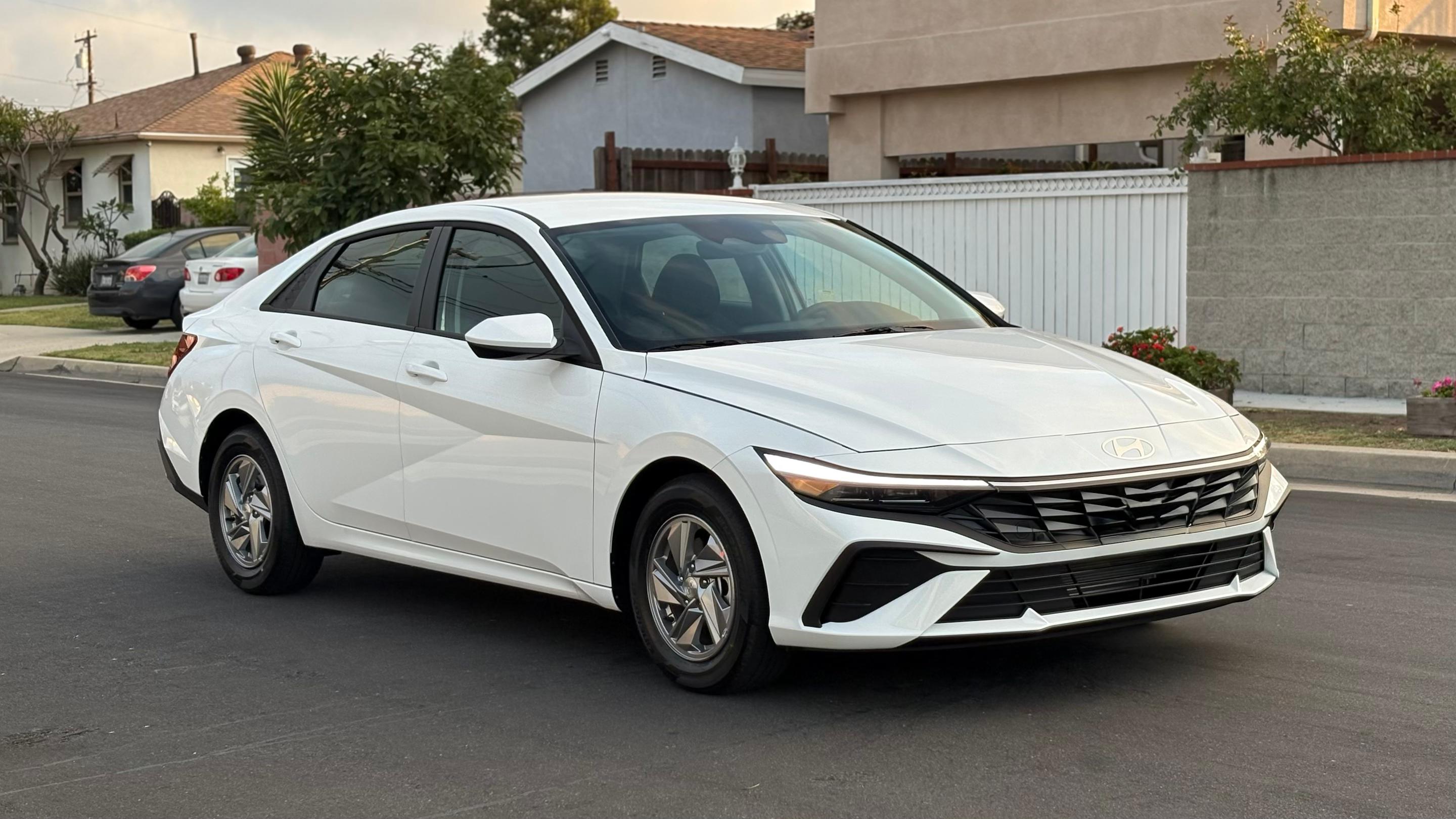 Hyundai Elantra 2026 in 