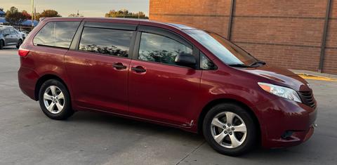 Toyota Sienna 2015