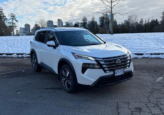 Nissan Rogue car