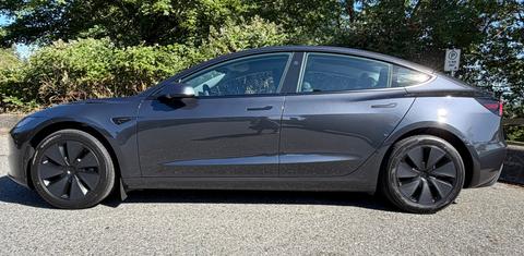 Tesla Model 3 2025