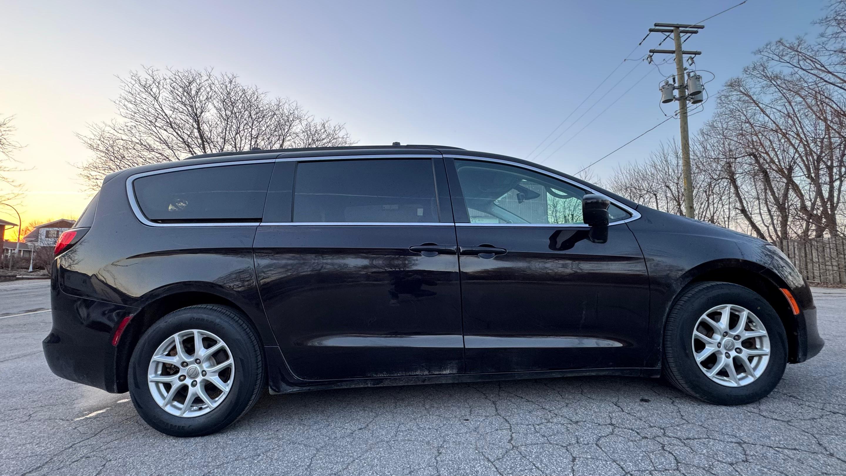 Chrysler Pacifica 2017 à 