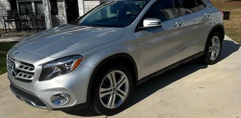 Mercedes-Benz GLA-Class 2019