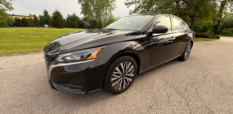 Nissan Altima 2025