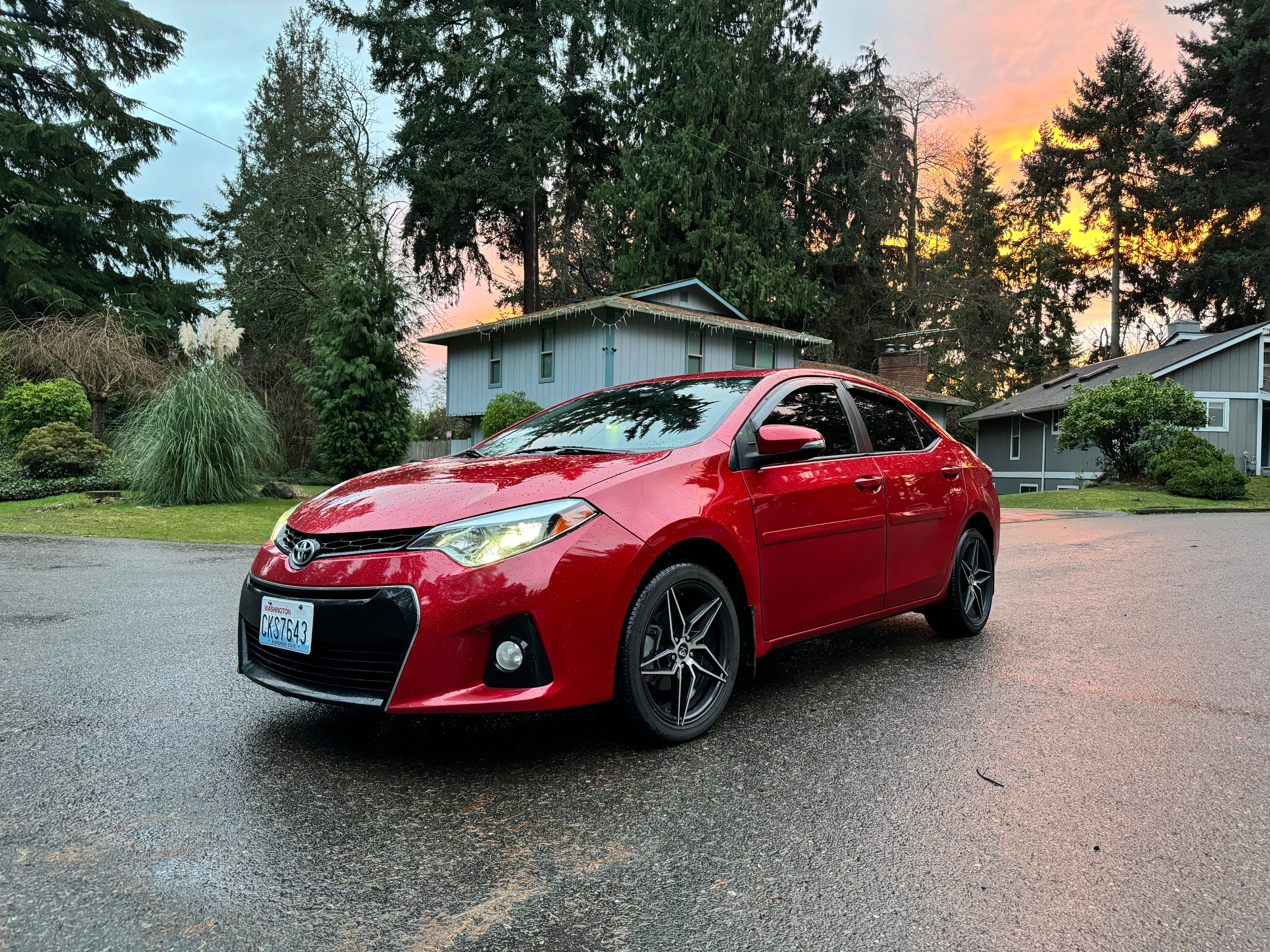 Toyota Corolla 2016 in SeaTac, WA