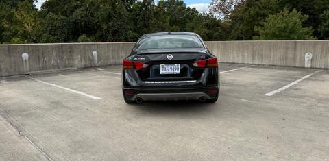 Nissan Altima 2020
