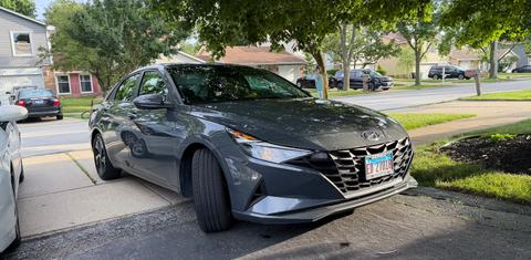 Hyundai Elantra 2023