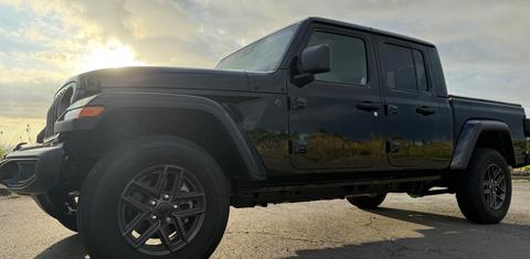 Jeep Gladiator 2025