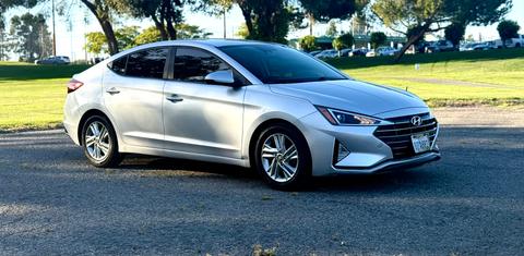 Hyundai Elantra 2019