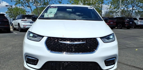 Chrysler Pacifica 2026