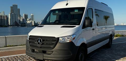Mercedes-Benz Sprinter 2025
