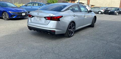 Nissan Altima 2024