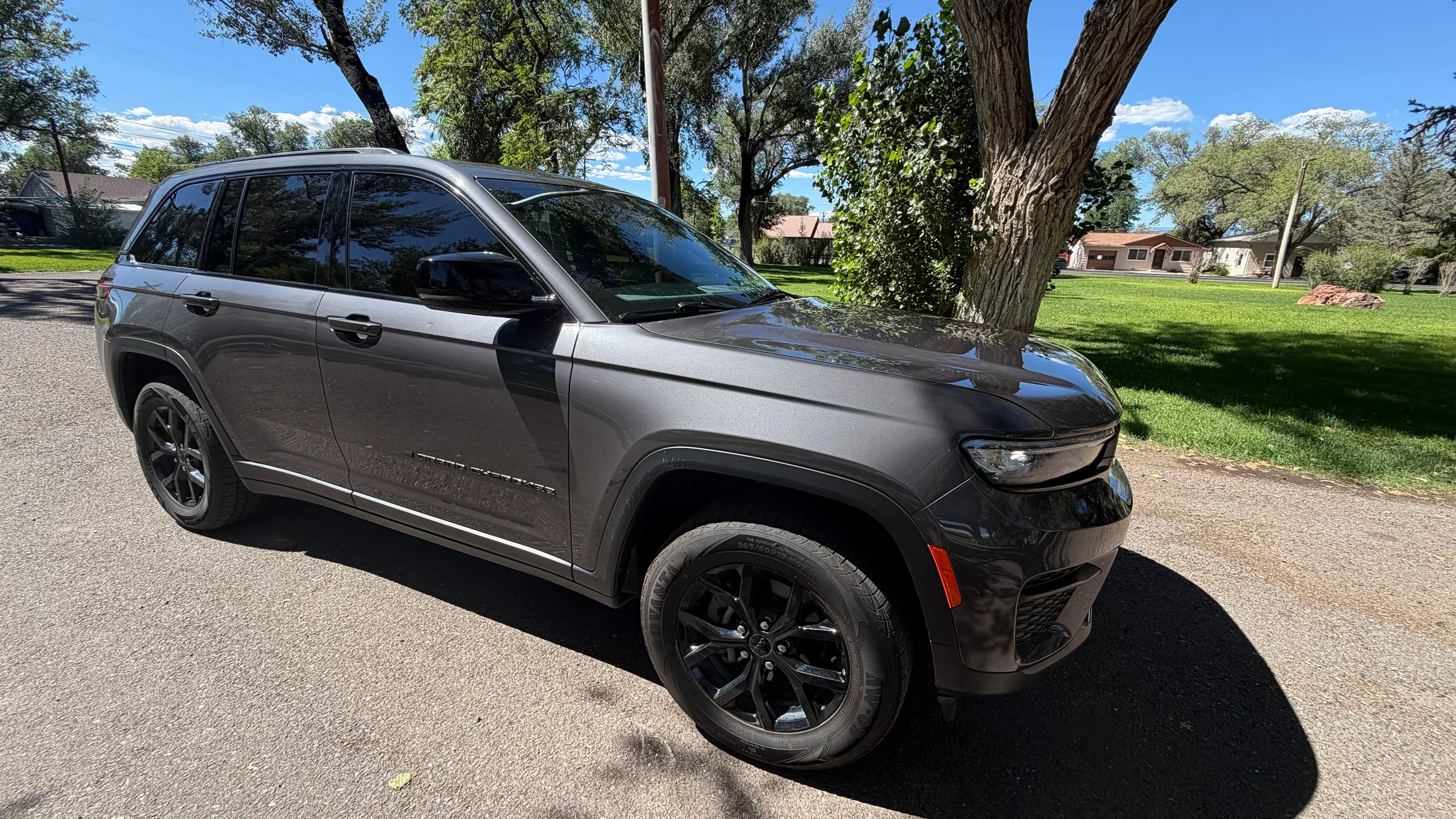 Jeep Grand Cherokee 2024 in Montrose, CO