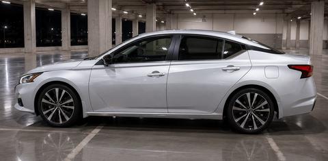 Nissan Altima 2020