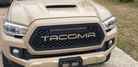 Toyota Tacoma 2017
