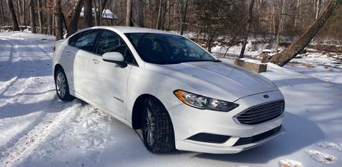 Ford Fusion Hybrid 2017