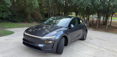 Tesla Model Y 2026