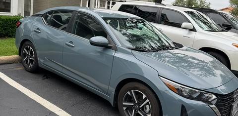 Nissan Sentra 2024
