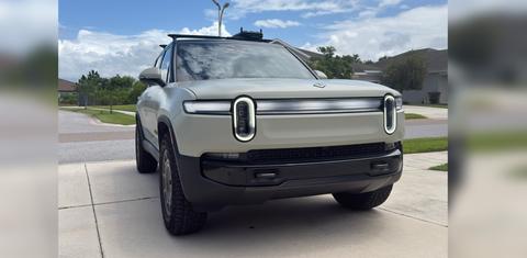 Rivian R1S 2025