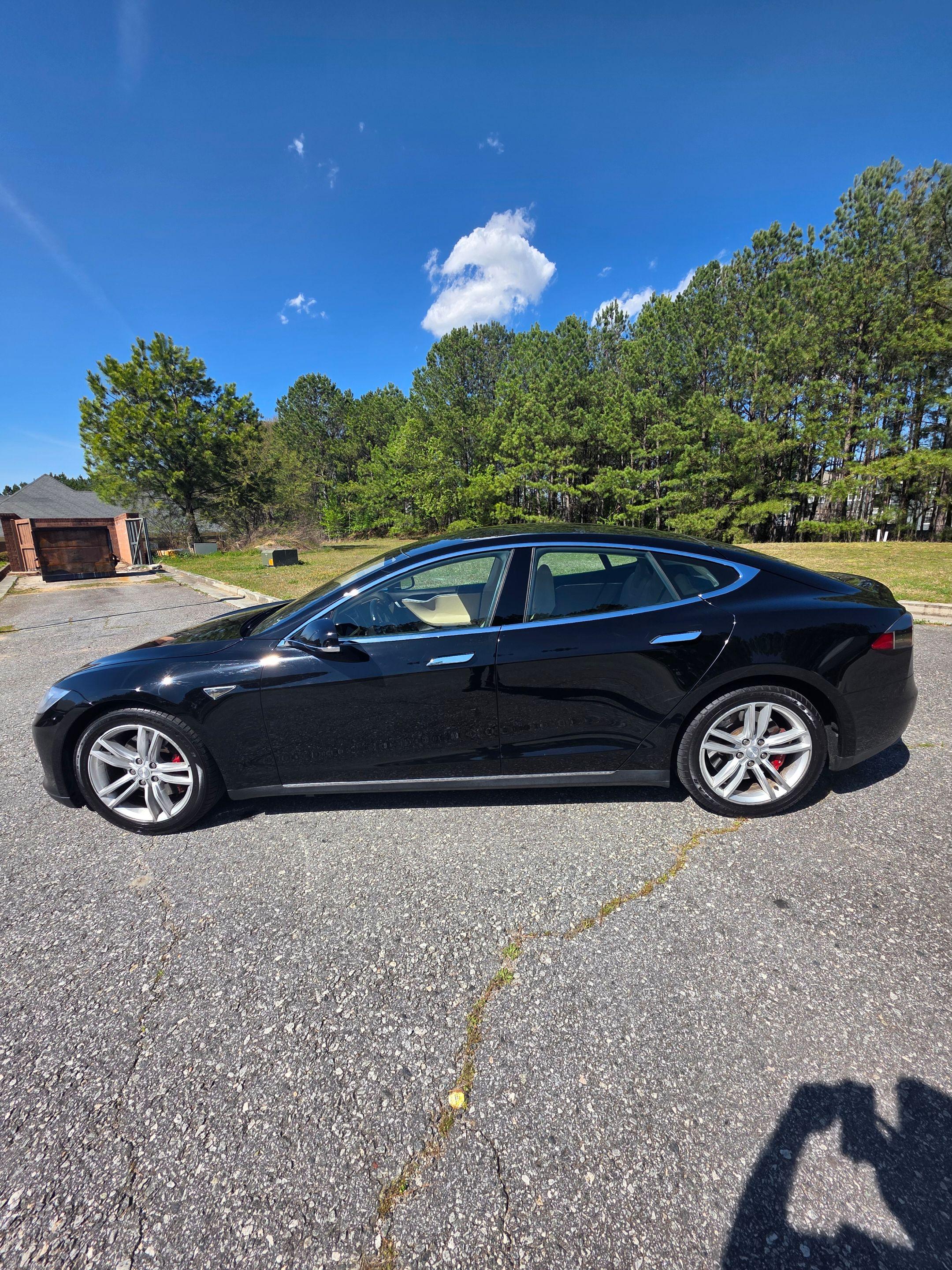 Tesla Model S 2014 in 