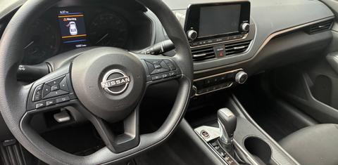 Nissan Altima 2023
