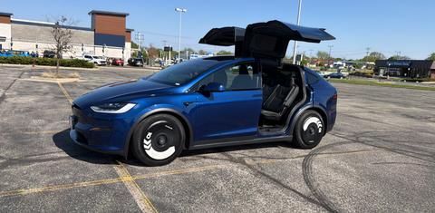 Tesla Model X 2022