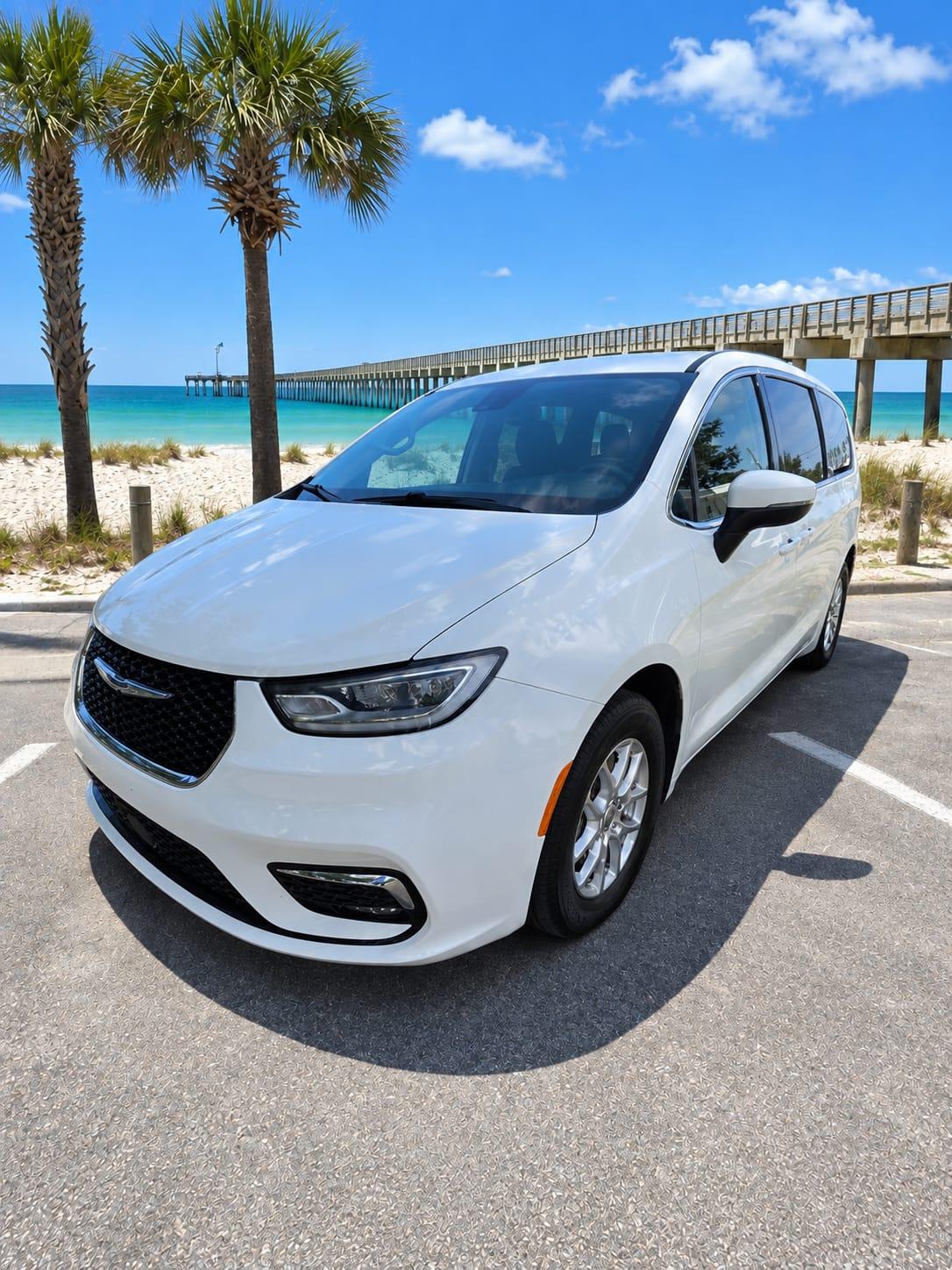 Chrysler Pacifica 2023 in Panama City, FL