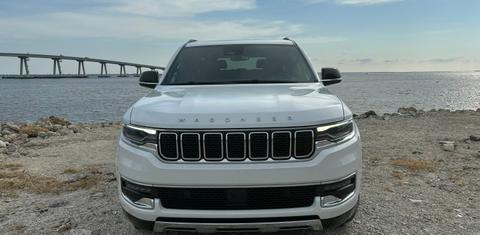 Jeep Wagoneer 2023