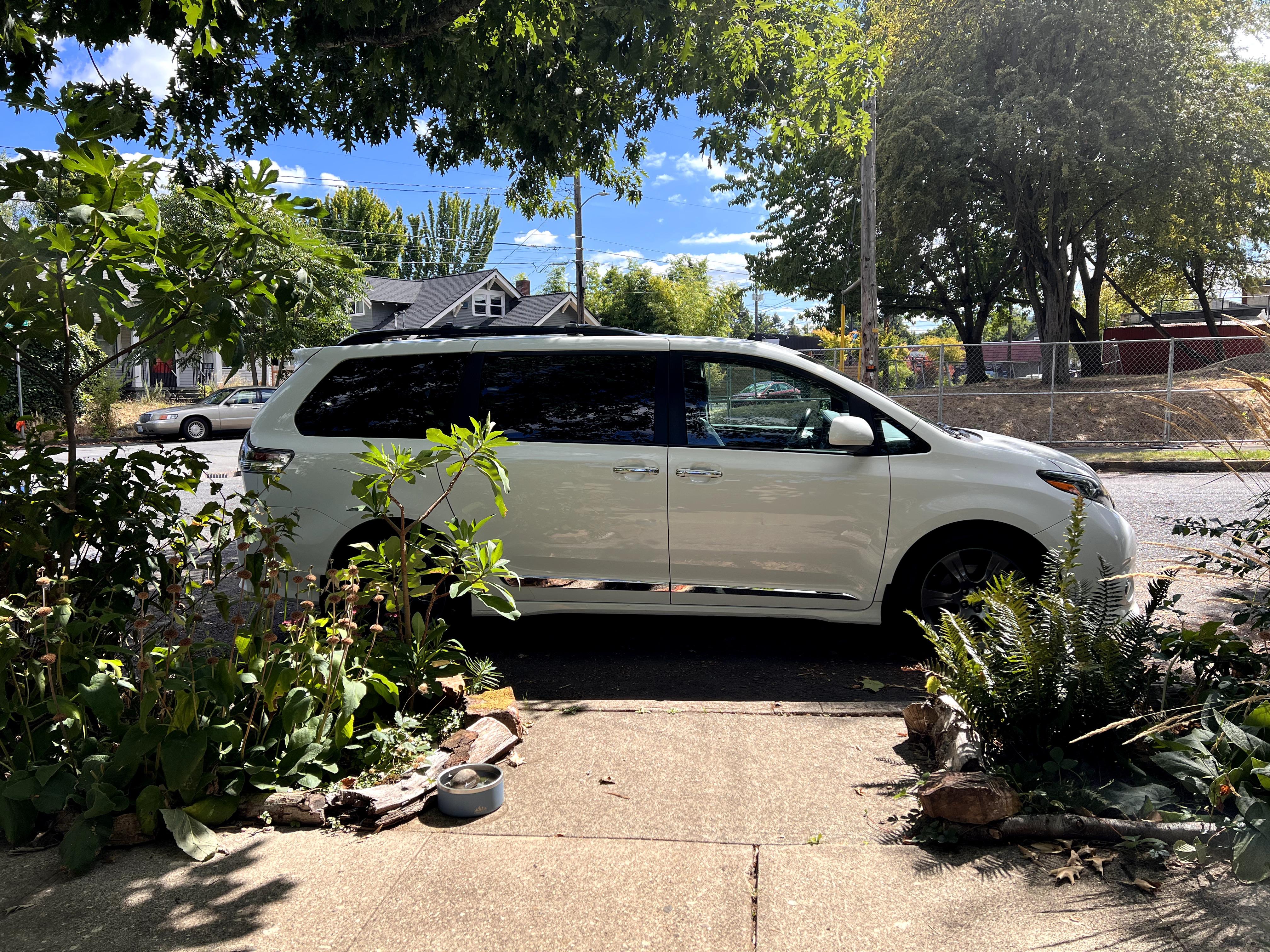 Toyota Sienna 2016 in 