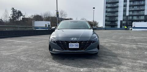 Hyundai Elantra 2022