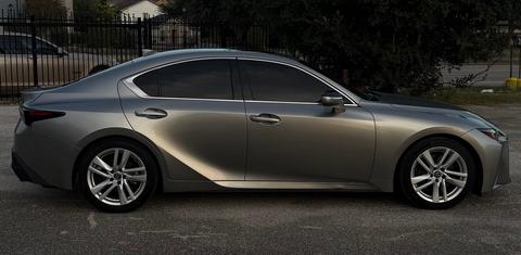 Lexus IS 2023