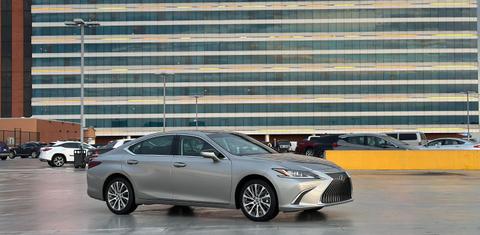 Lexus ES 2021