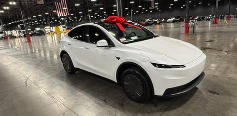 Tesla Model Y 2026