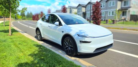 Tesla Model Y 2026