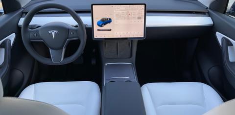 Tesla Model Y 2021