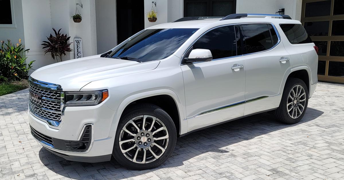 GMC Acadia 2020 rental in Naples, FL by Sarah B. Turo
