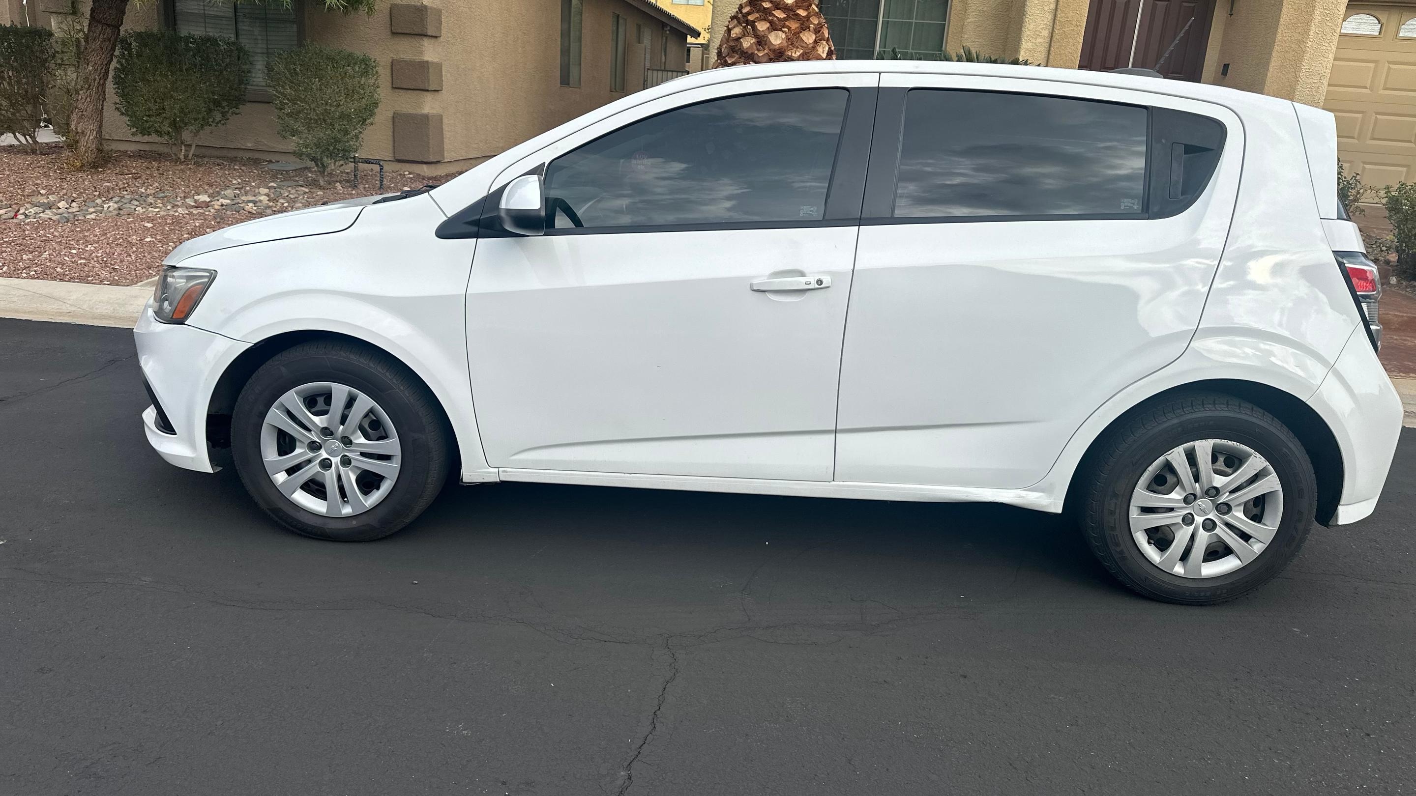Chevrolet Sonic 2020 in 
