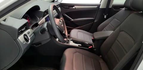 Volkswagen Passat 2022