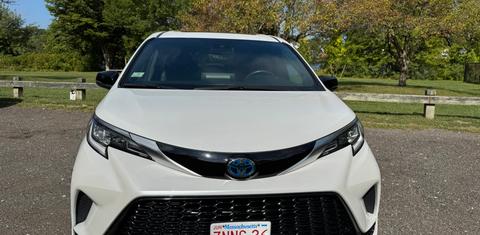 Toyota Sienna 2023