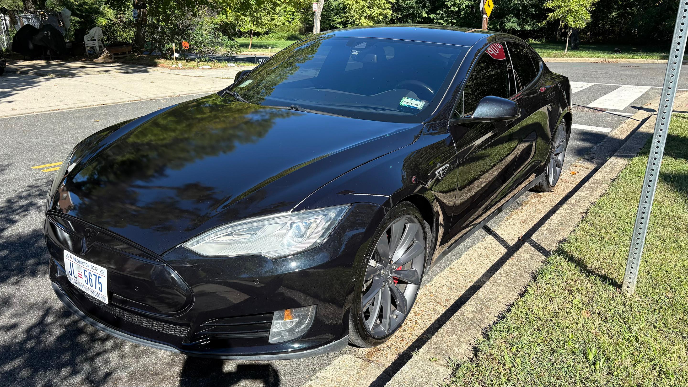 Tesla Model S 2015 in Washington, DC