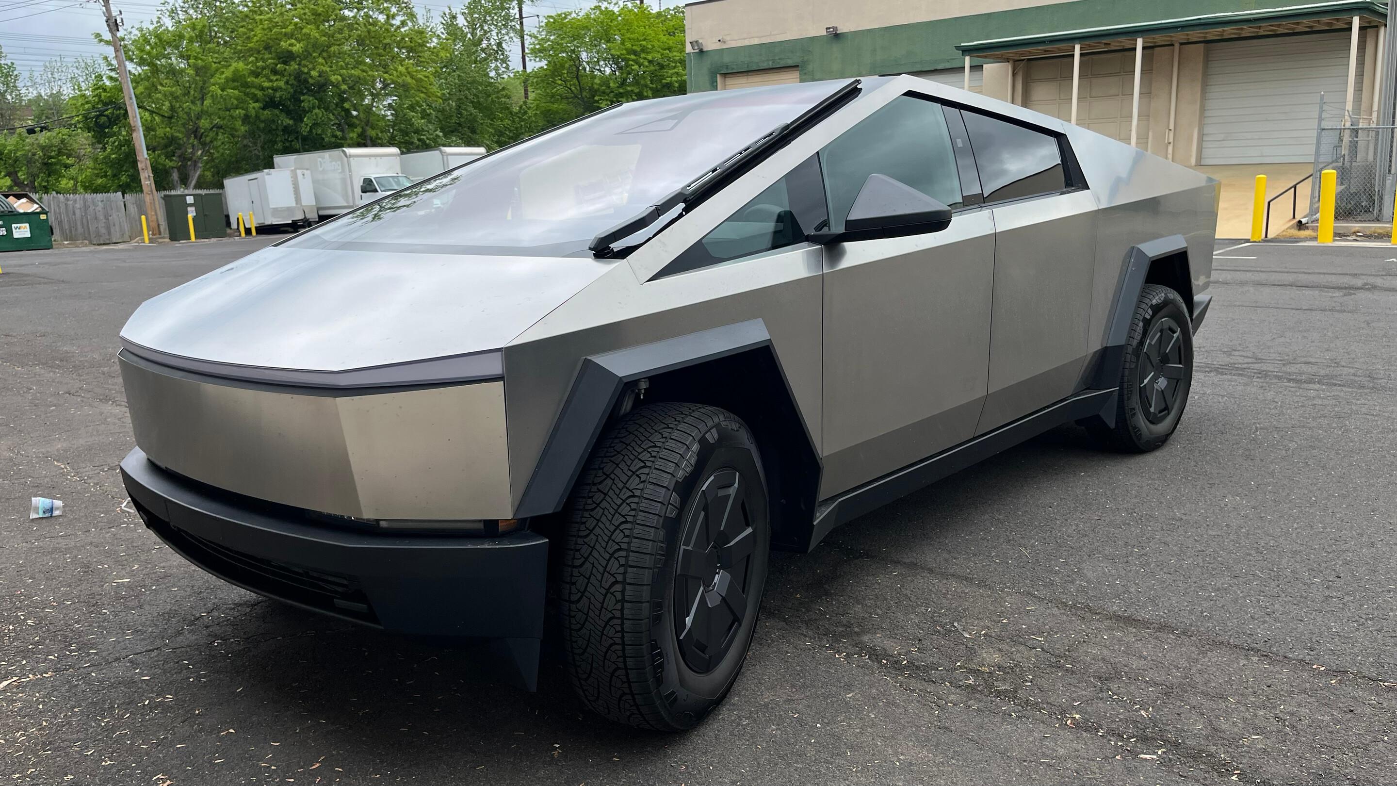 Tesla Cybertruck 2025 in 