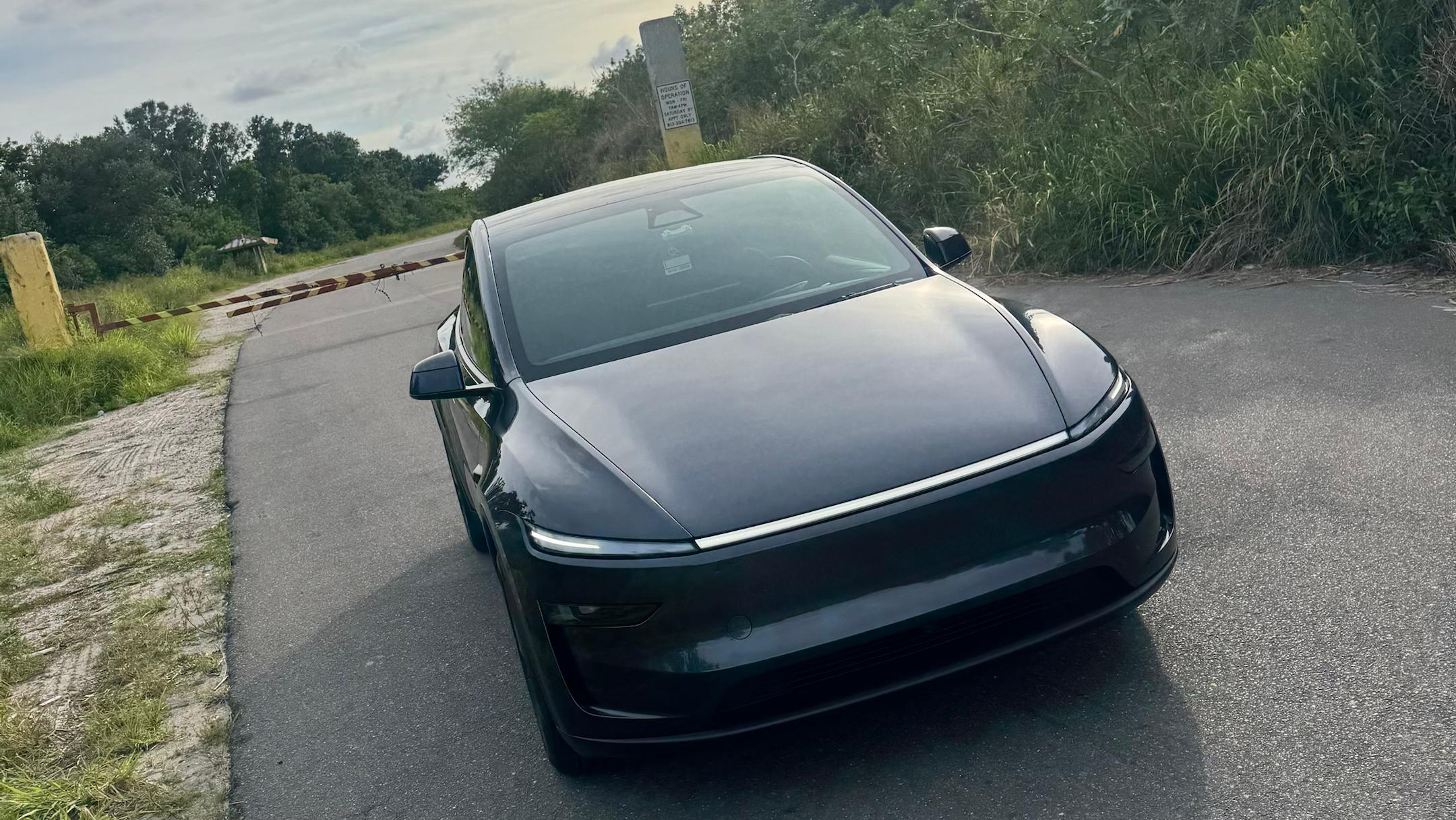 Tesla Model Y 2026 in Tampa, FL