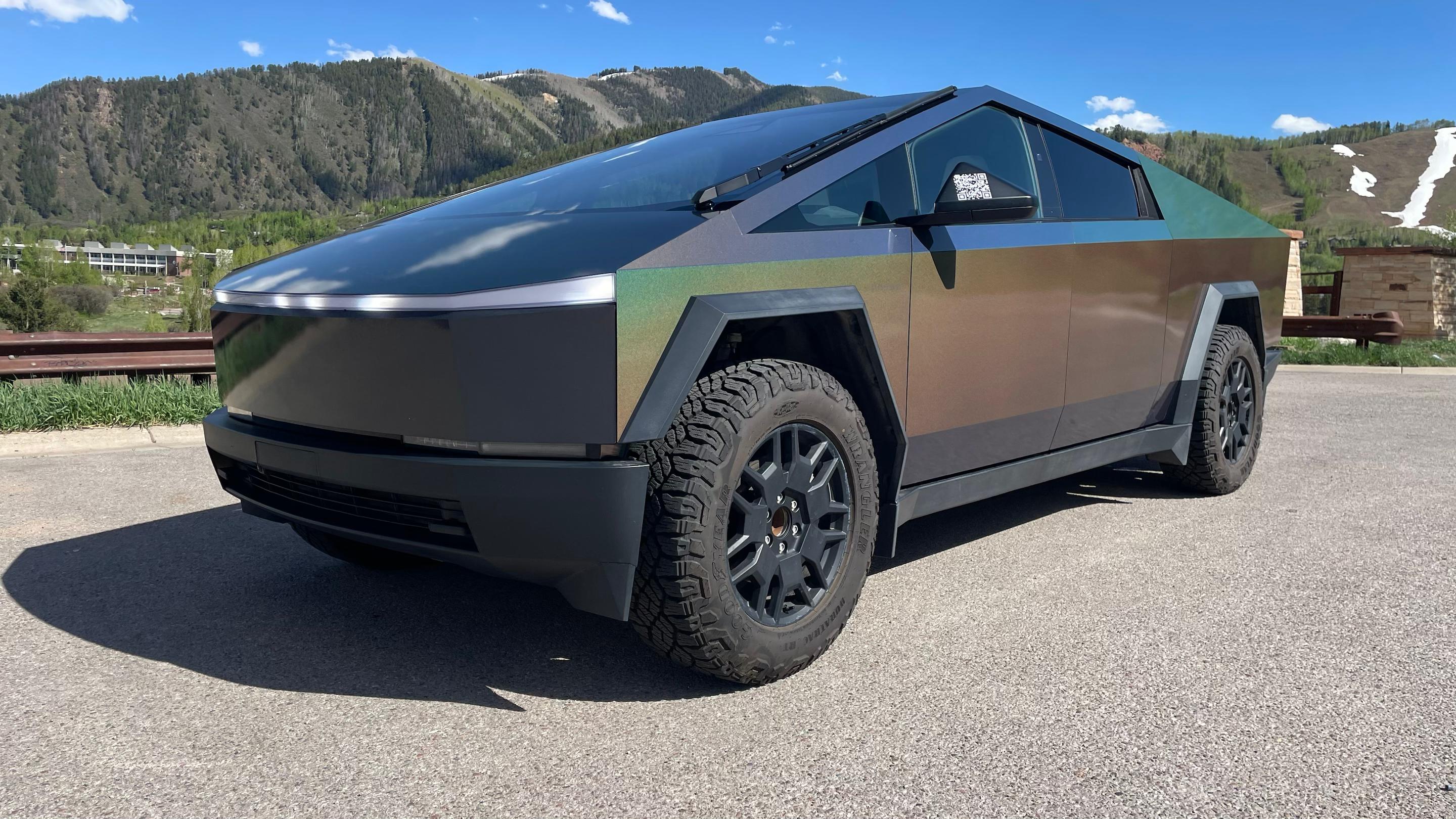 Tesla Cybertruck 2024 in Aspen, CO