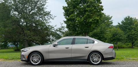 BMW 5 Series 2024
