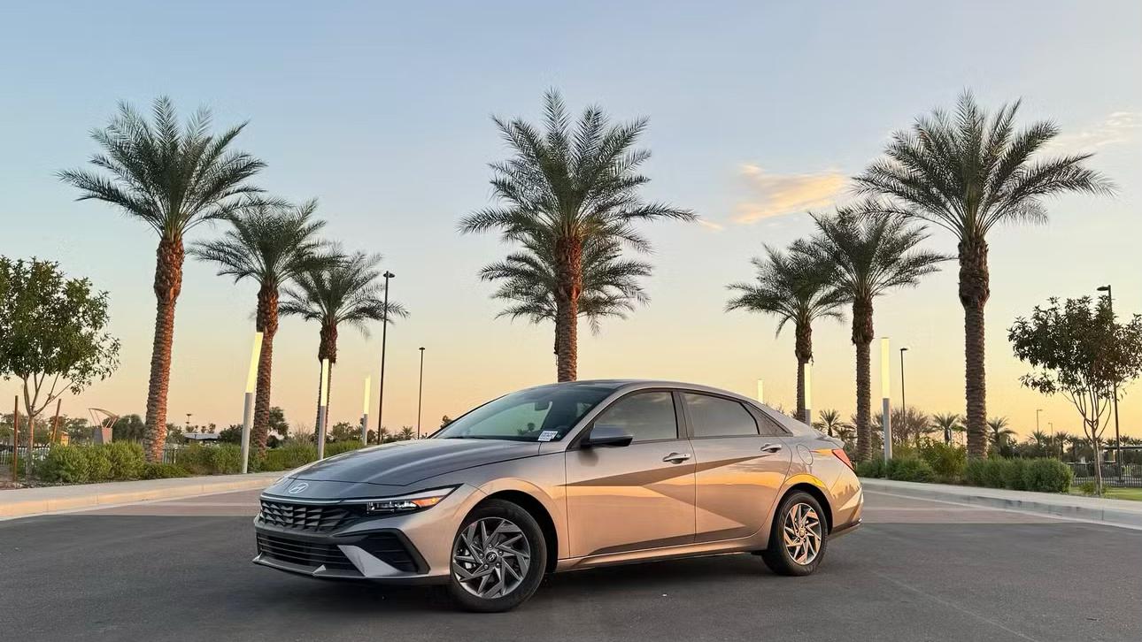 Hyundai Elantra 2025 in Phoenix, AZ