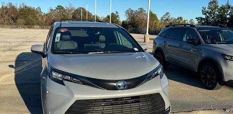Toyota Sienna 2024