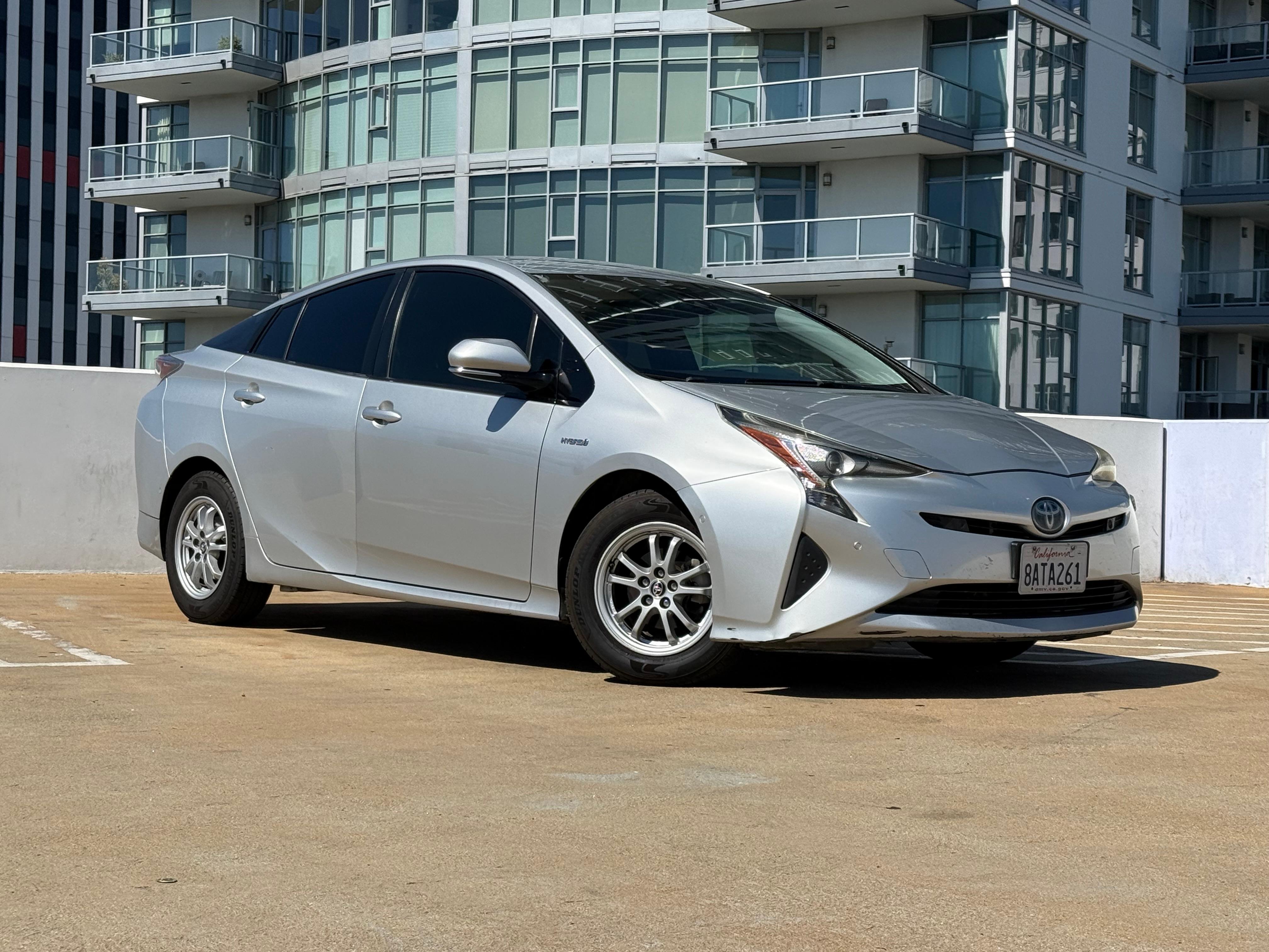 Toyota Prius 2017 in Long Beach, CA